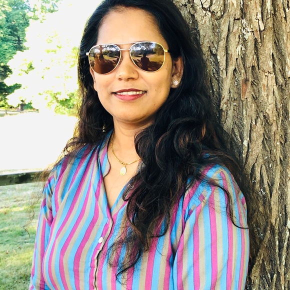 Meet your Posher, Joya - Picture 1 of 1